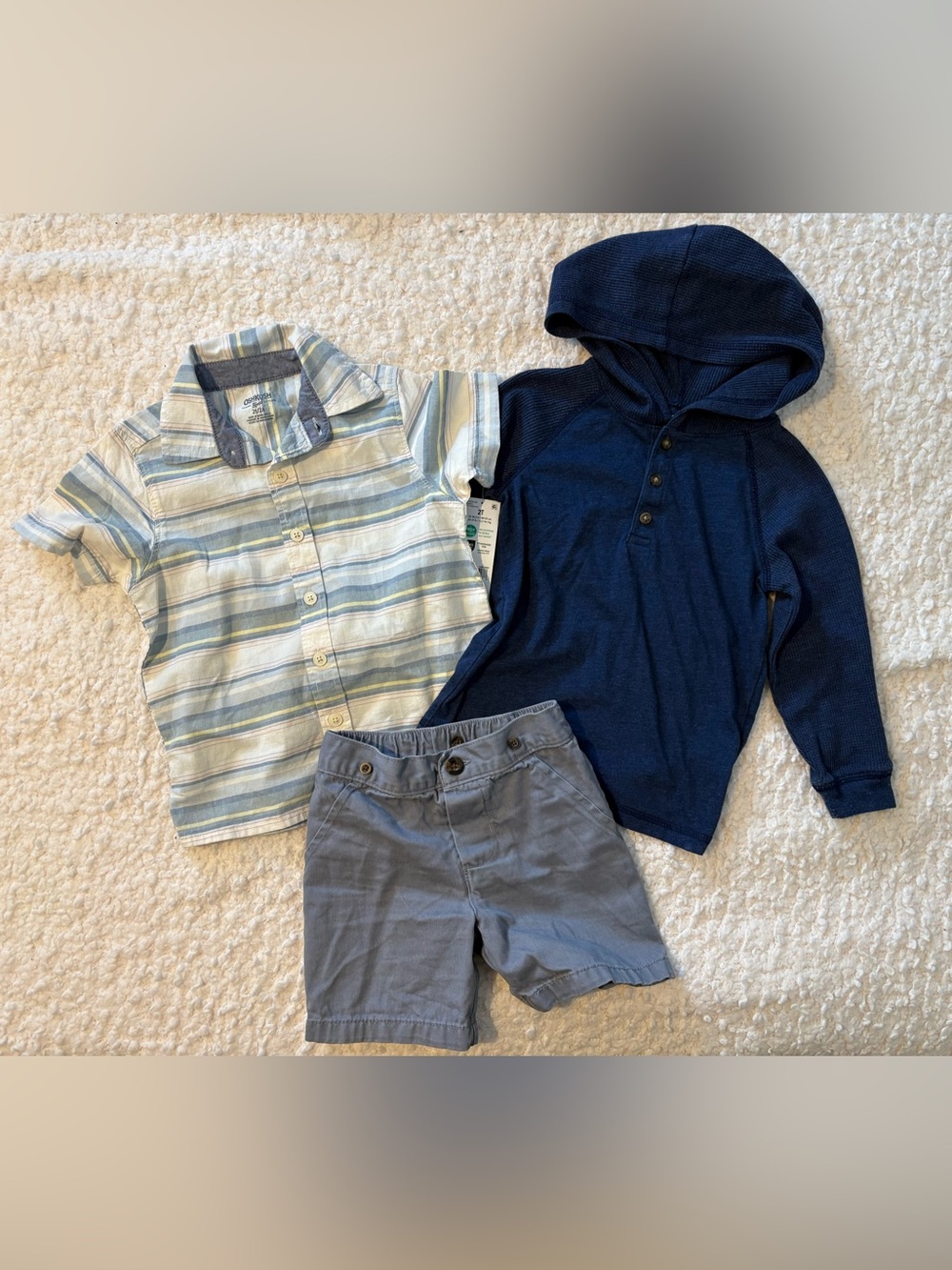 Boys 2T Outfit Bundle NWT OshKosh B’gosh Shirt + Hoodie Shorts 3PC Set